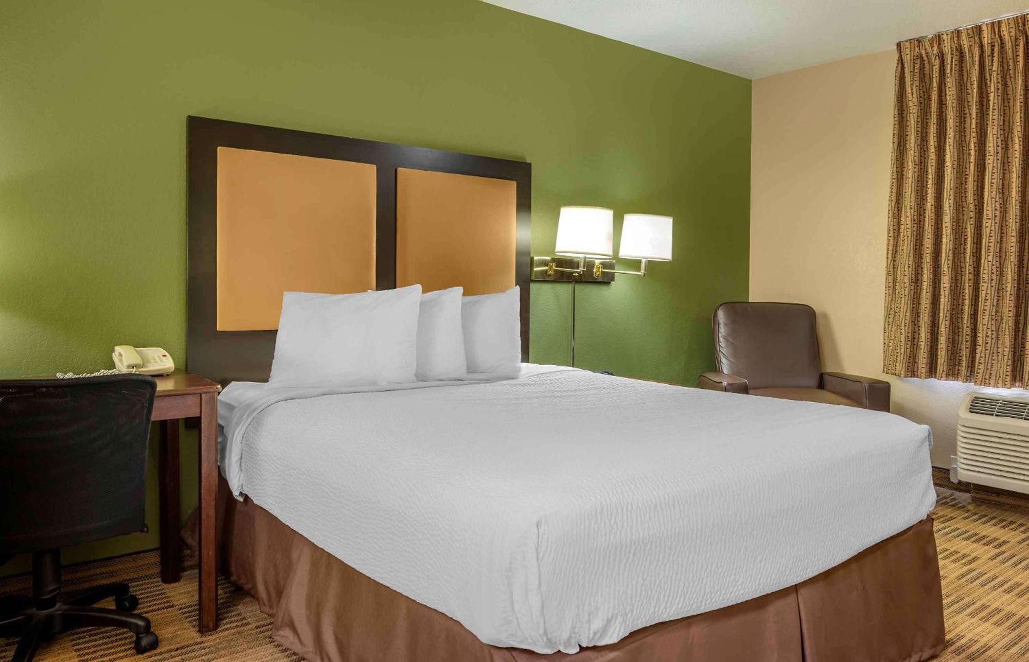 Extended Stay America Suites - Washington Dc Germantown Milestone Exterior foto